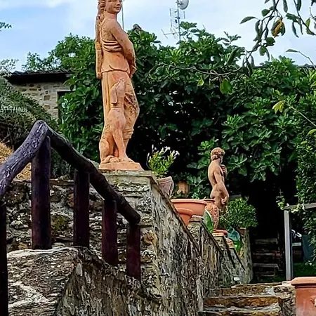 Tuscan Escape Luxury 2 Bedroom With Pool *